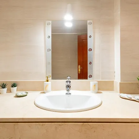 Island Serenity - La Arena