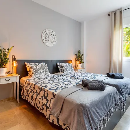 Island Serenity - La Arena Apartment